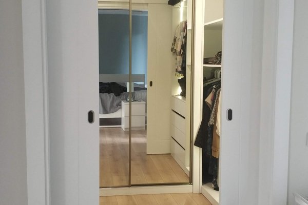 Küçük Giyinme Odası Modeli